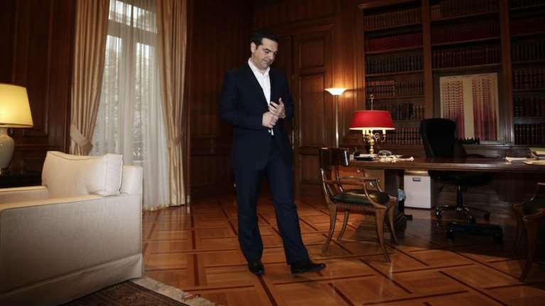 Η... αρρυθμία με το «κουαρτέτο» φέρνει πολιτικές εξελίξεις