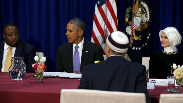 Ο Ομπάμα επισκέφθηκε για πρώτη φορά τζαμί στις ΗΠΑ