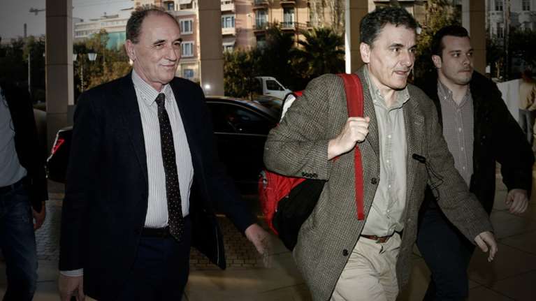 Τρελή υπερφορολόγηση αλλά τα νούμερα δεν βγαίνουν.Γιατί