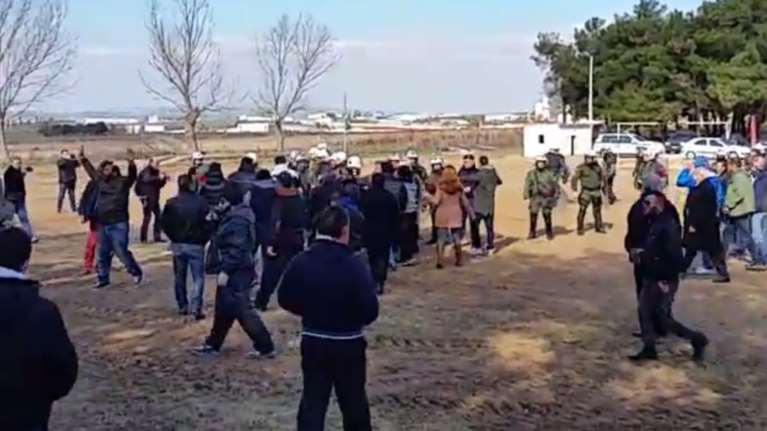 Επεισόδια και στη Θεσσαλονίκη για το κέντρο μετεγκατάστασης προσφύγων
