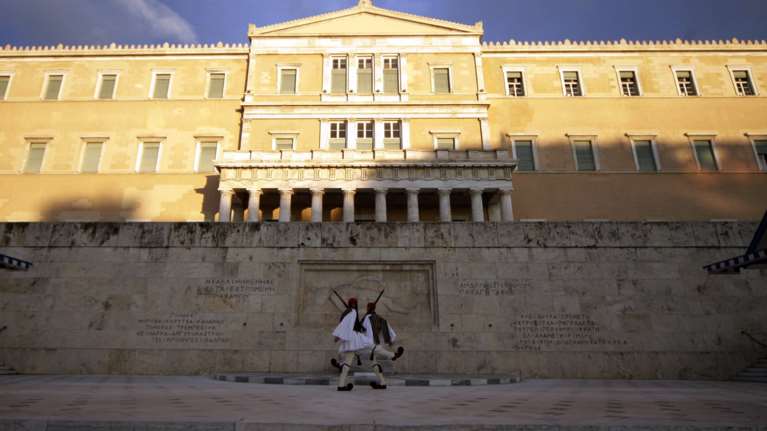 Διπλό κίνδυνο για Grexit &quot;βλέπει&quot; το CNBC