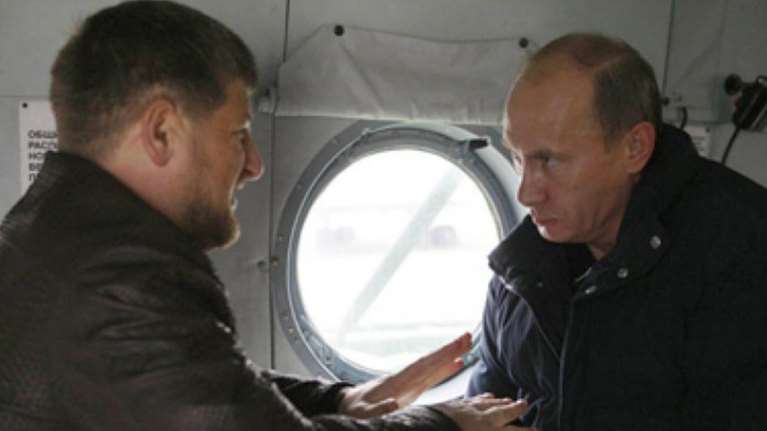 «Kόλπο γκρόσο» Πούτιν: Ποιους κατασκόπους στέλνει στο ISΙS