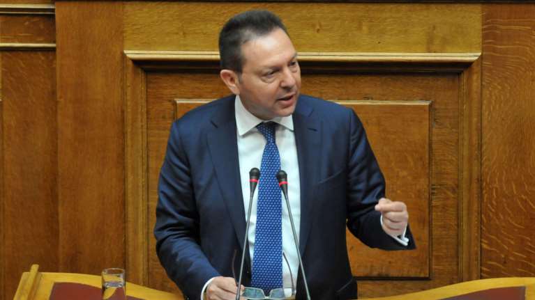 «Καμπανάκι» Στουρνάρα για αξιολόγηση και έξοδο από Σένγκεν