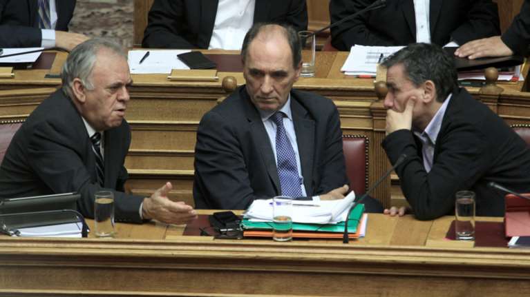 Δραγασάκης: Δεν θα πουλήσουν δάνεια οι τράπεζες