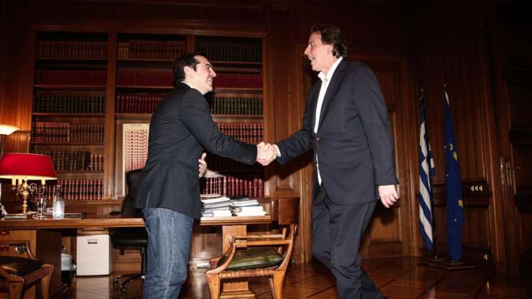 Oλλανδός ΥΠΕΞ: Ο Τσίπρας δεσμεύθηκε για 50.000 θέσεις υποδοχής προσφύγων