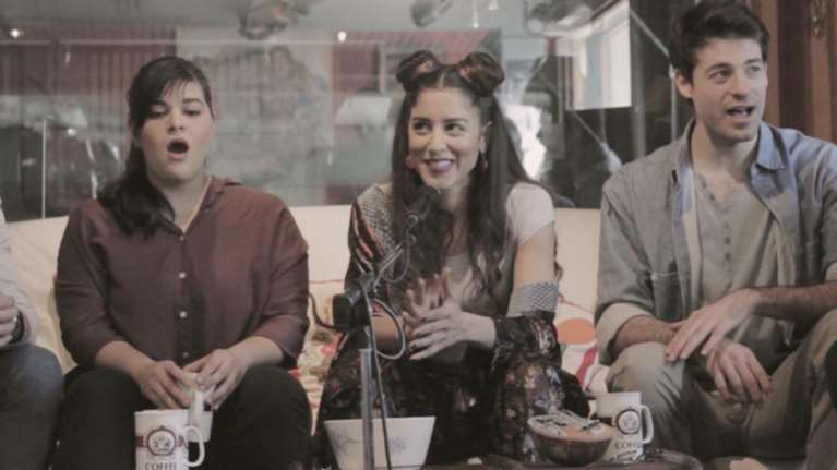 Η διασκευή του «Θα σπάσω κούπες» που έγινε viral