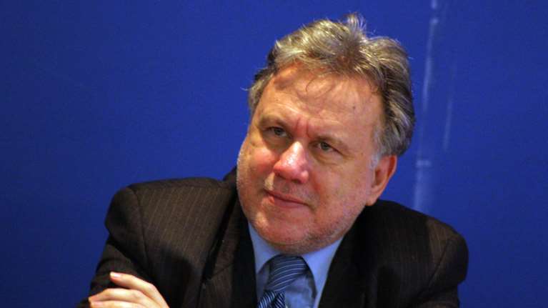 Κατρούγκαλος: Δεν υπάρχει θέμα χωριστού ταμείου για τους επιστήμονες