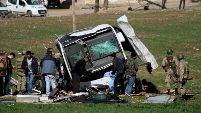 Νέα έκρηξη στην Τουρκία, χτύπησαν στρατιωτικό κομβόι