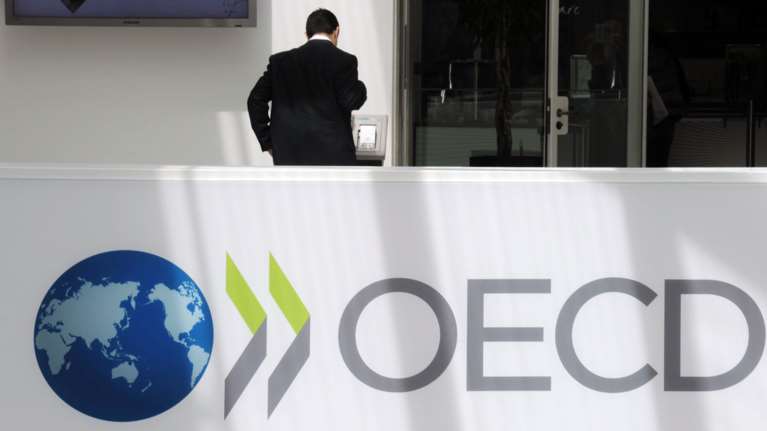 SOS στέλνει ο ΟΟΣΑ για την παγκόσμια οικονομία