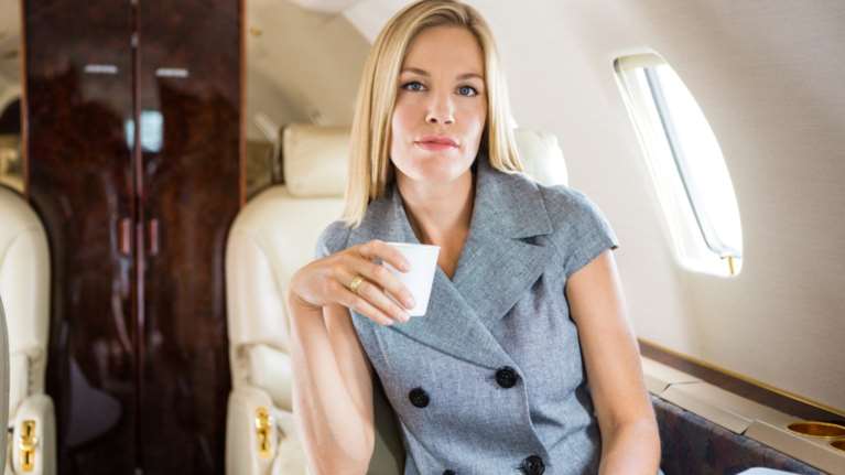 Αυτός είναι ο λόγος που ο καφές στα αεροπλάνα είναι απαίσιος