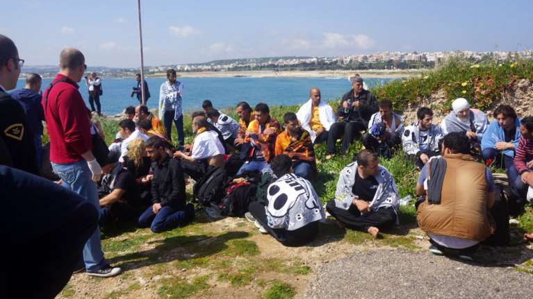 Ευχολόγιο από την Ευρώπη - Κύμα προσφύγων στα νησιά