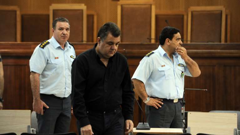 Σάλος και οργή για την αποφυλάκιση του Γιώργου Ρουπακιά