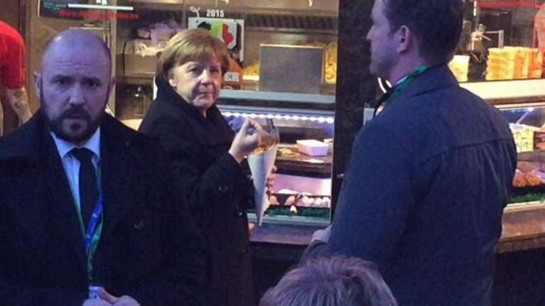 Πατάτες Ανδαλουσίας τσιμπολόγησε η πεινασμένη Μέρκελ στο  Maison Antoine