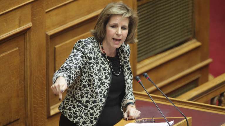 Χριστοφιλοπούλου: «Από το &quot;go back&quot; στο &quot;send back troika&quot; μάνταμ Μέρκελ»