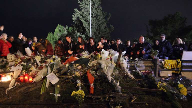 Ολονύκτιος αποχαιρετισμός στον Παντελή Παντελίδη