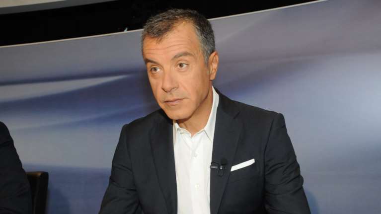 Θεοδωράκης:Αν κλείσουν σύνορα μας περιμένουν συμφορές