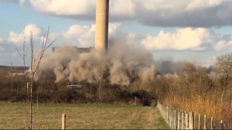 Ισχυρή έκρηξη σε εργοστάσιο ενέργειας στη Βρετανία