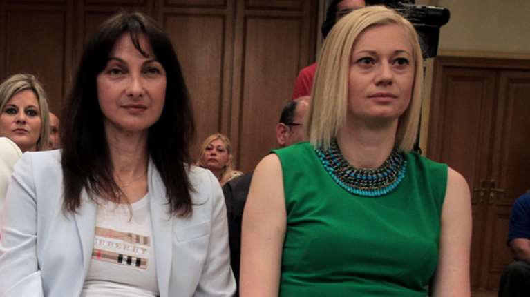 Χολή από τη Ραχήλ Μακρή για τα ταξίδια της υπ. τουρισμού Ε.Κουντουρά