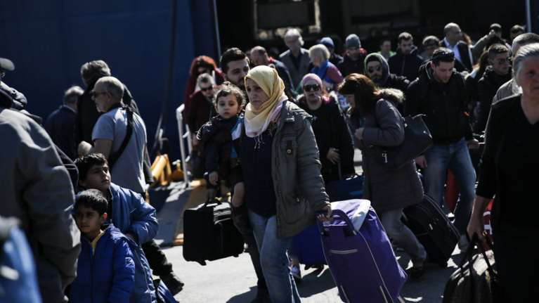 Δωμάτια ξενοδοχείων σε Αθήνα &amp; Θεσσαλονίκη ψάχνει για τους πρόσφυγες ο ΟΗΕ