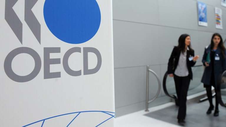 Μήνυμα (και) από τον ΟΟΣΑ για εφαρμογή μεταρρυθμίσεων