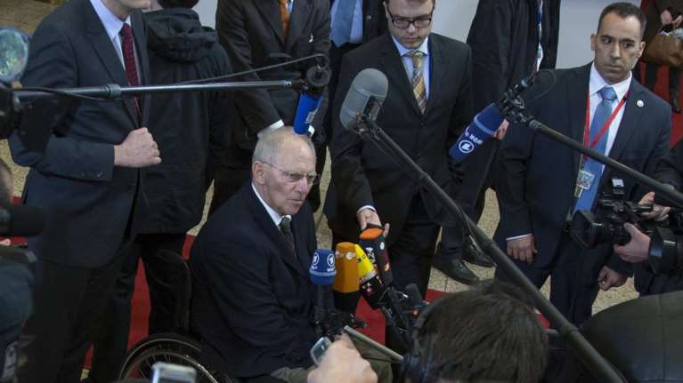 Σόιμπλε: Σε εξαιρετικά δύσκολη κατάσταση η Ελλάδα λόγω προσφυγικού