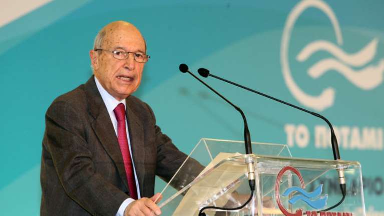 Σημίτης: Κυβερνούν ανόητα πρόσωπα