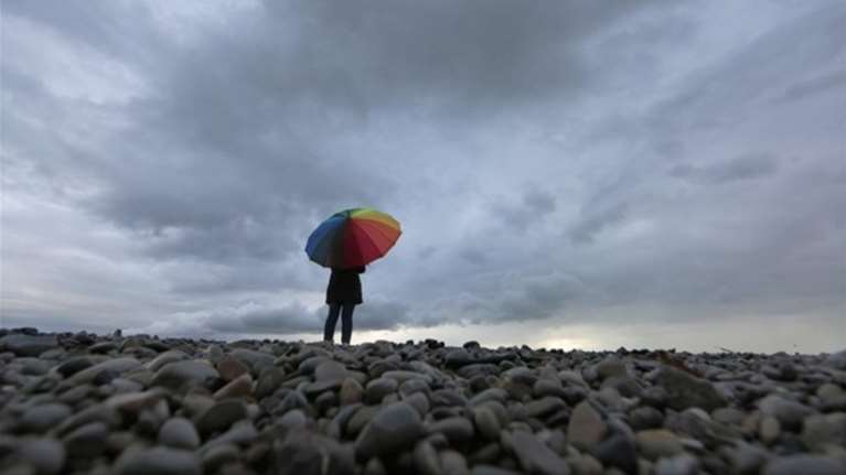 Συννεφιά, μποφόρ και Αφρικανική σκόνη-Πού θα βρέξει