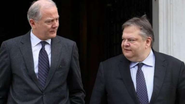 Βενιζέλος, Προβόπουλος και Χωμενίδης συζητούν για το ελληνικό ζήτημα