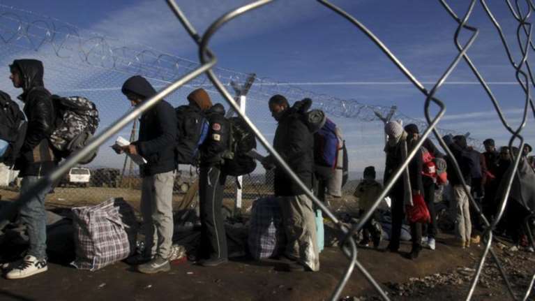 Η Βιέννη δείχνει στο Βερολίνο την ενδιάμεση λύση για το προσφυγικό