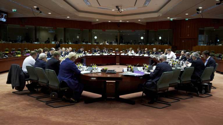 MNI: Η ΕΕ θα ζητήσει από την Λαγκάρντ να μαζέψει τους τεχνοκράτες του ΔΝΤ