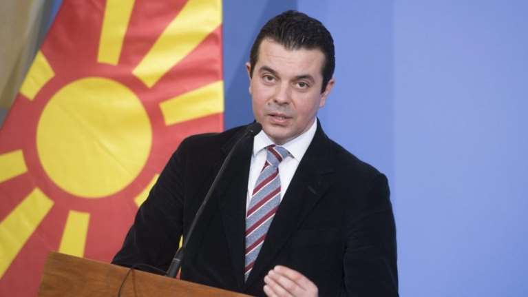 Προκαλεί η ΠΓΔΜ: Υπεραμύνθηκε των δακρυγόνων σε πρόσφυγες