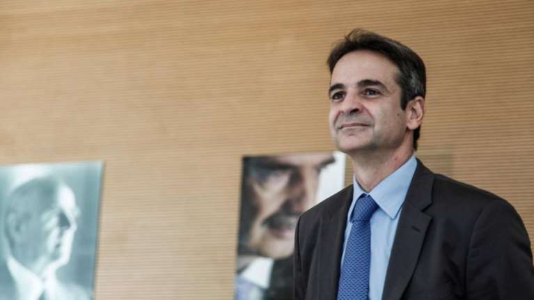 Ο Μητσοτάκης αμφισβητεί την εντιμότητα βουλευτή του