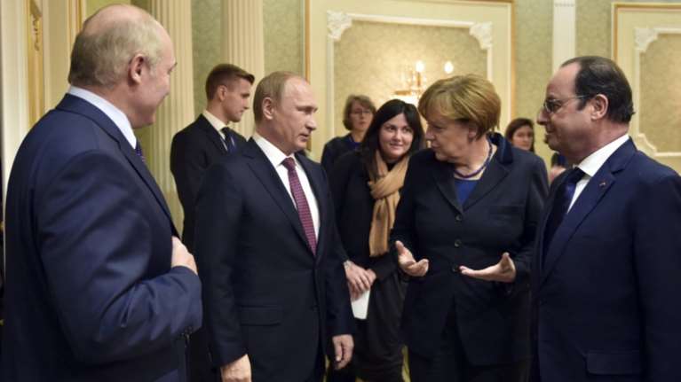 Τηλεδιάσκεψη Πούτιν - Ολάντ - Κάμερον - Μέρκελ για τη Συρία την Παρασκευή