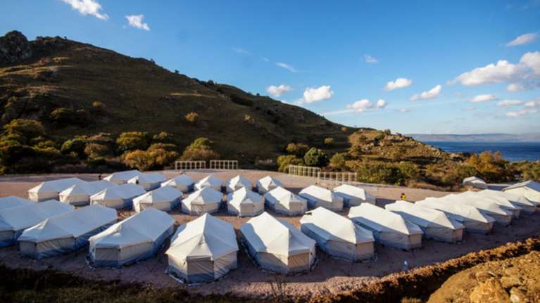 Κοινοτική ενίσχυση 3,5 εκατ. για προσλήψεις προσωπικού στα hotspot