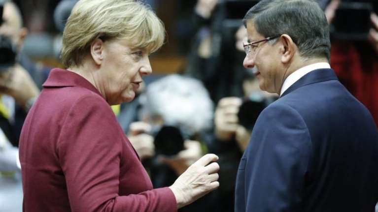 Το Βερολίνο «δελεάζει» με άλλα 7 δισ. ευρώ  την Αγκυρα για το προσφυγικό