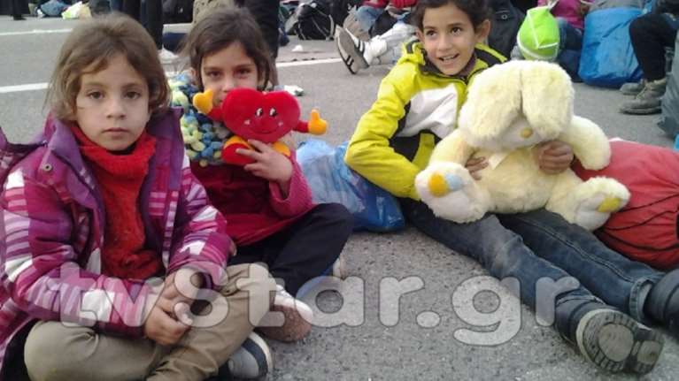 Διαμαρτυρία προσφύγων στις Θερμοπύλες