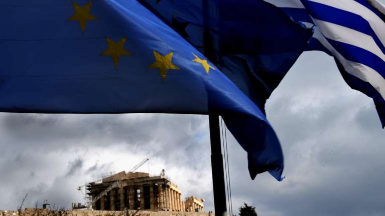 FT: Χάσμα... αγεφύρωτο μεταξύ ΕΕ και ΔΝΤ για την Ελλάδα