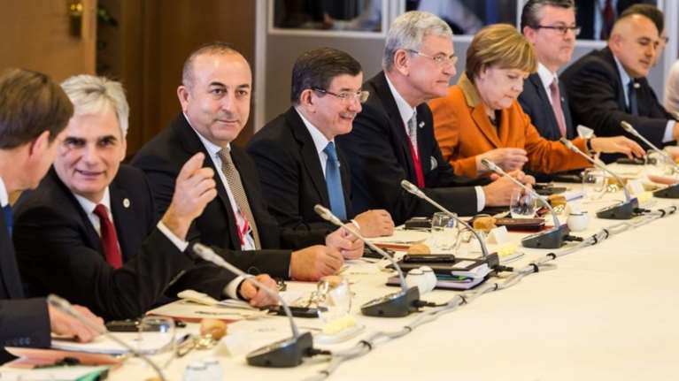 Άγριο τουρκικό παζάρι-Στον αέρα η Σύνοδος Κορυφής της ΕΕ