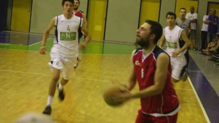 Σκοτώθηκε σε τροχαίο 23χρονος μπασκετμπολίστας