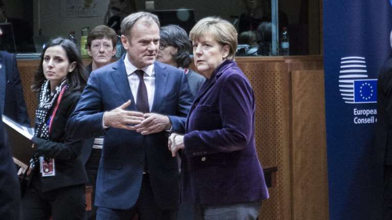 «Πόλεμος» στην Ευρώπη για το κλείσιμο των συνόρων