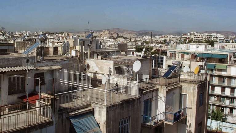 Διαρρήκτης ο άνδρας που έπεσε σε φωταγωγό στα Εξάρχεια