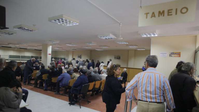 Οι αλλαγές στο αφορολόγητο, οι χαμένοι και οι ...πιο χαμένοι