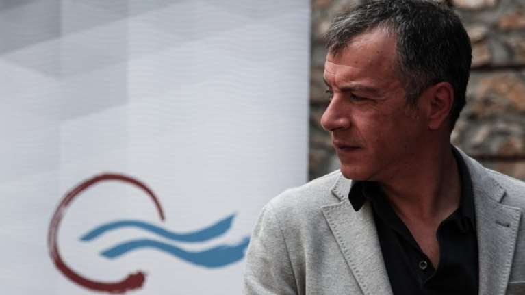 Ποτάμι: Ο ΣΥΡΙΖΑ είναι ριζοσπαστική αριστερά καφενείου που τάζει προσλήψεις