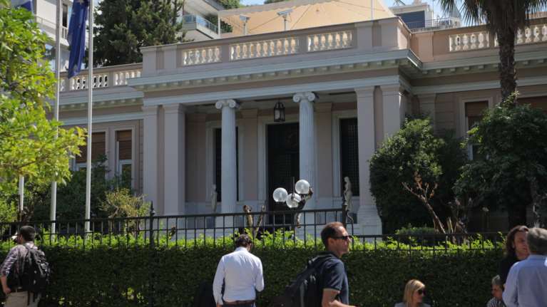 Σάλος με τον διορισμό «εκδότη» στο Μαξίμου