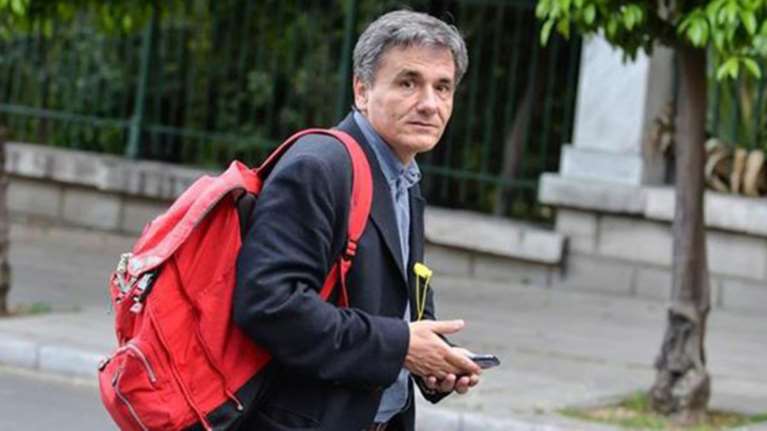 Ο Τσακαλώτος ψώνισε στο Hugo Boss στις Βρυξέλλες