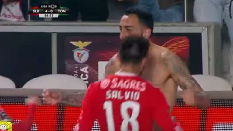 Κατσάδα στον Μήτρογλου μετά το γκολ που πέτυχε