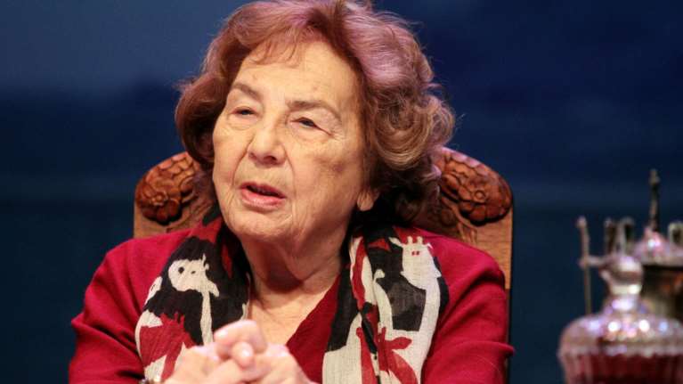 Α. Ζέη: Οταν έπρεπε να γράψω έκθεση για την «αστυφιλία» έπαιρνα μηδέν