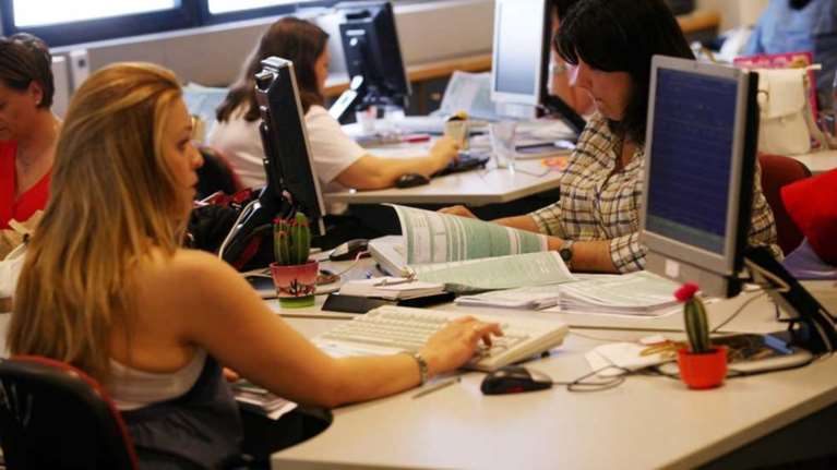Tα κόλπα που η Εφορία μας &quot;κλέβει&quot; στην επιστροφή φόρων