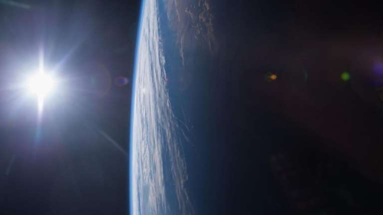 Τα "περίεργα" μηνύματα από τα άστρα είναι πιθανότατα εξωγήινοι