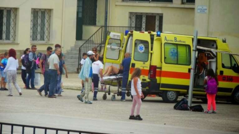 Σκύλος δάγκωσε μαθήτρια στο κεφάλι έξω από σχολείο στην Κρήτη